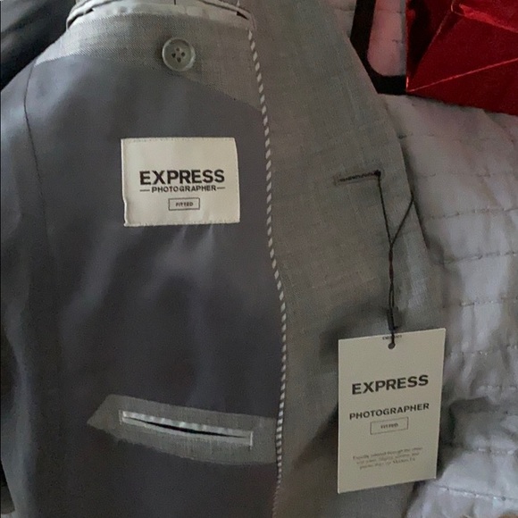 Coat - Picture 9 of 10